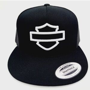Harley Bar & Shield Black Flat Bill Snapback Cap – Embroidered Patch